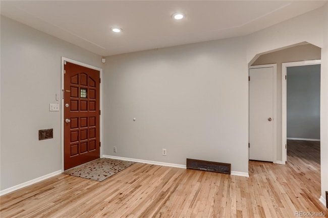 6470 Olive St in Commerce City, CO - Building Photo - Building Photo