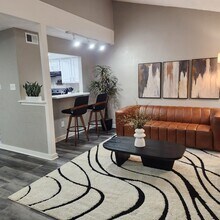 Rosehill Place Townhomes in Garland, TX - Building Photo - Building Photo