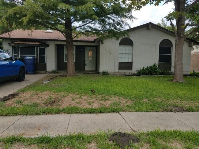 property at 1309 Greencove Dr