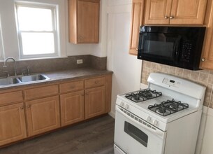 13 Olcott St, Unit 1 in Watertown, MA - Building Photo - Building Photo
