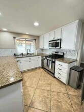 30016 Jon Christian Pl in Temecula, CA - Building Photo - Building Photo