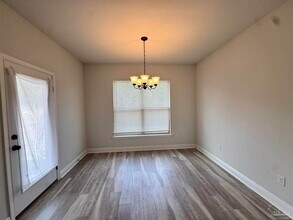 5723 Maggie Rose Cir in Milton, FL - Building Photo - Building Photo