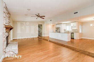 1013 Taproot Dr in Winter Springs, FL - Foto de edificio - Building Photo