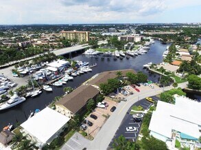 831 SE 22nd Ave in Pompano Beach, FL - Building Photo - Building Photo
