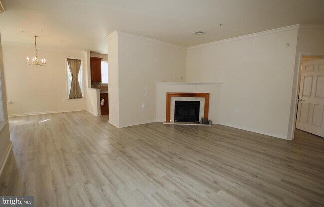 611 Masterson Ct in Ewing Township, NJ - Building Photo - Building Photo