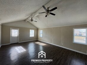 6015 Harvest Hill Cove in Memphis, TN - Building Photo - Building Photo