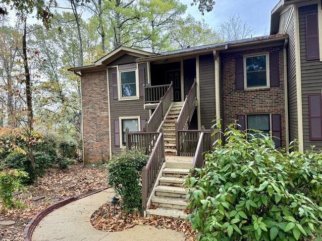 property at 2101 Woodlawn Dr SW