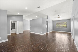 9508 Pine Terrace Ct in Windermere, FL - Building Photo - Building Photo