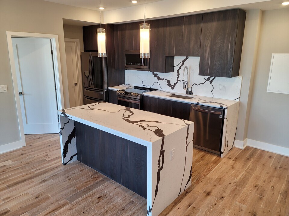 WLIVING at 117 Spring Garden Photo