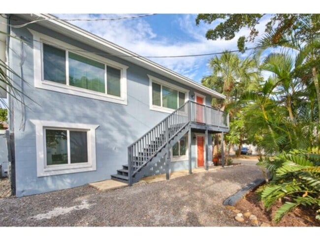 property at 422 Julia Pl