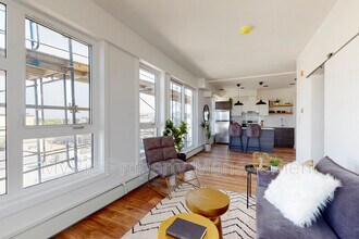 8015 102 St NW in Edmonton, AB - Building Photo - Building Photo