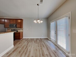 225 Swem Ct in Mcdonough, GA - Building Photo - Building Photo