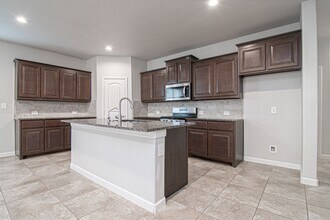 7001 Mcpherson Ln in Midland, TX - Building Photo - Building Photo