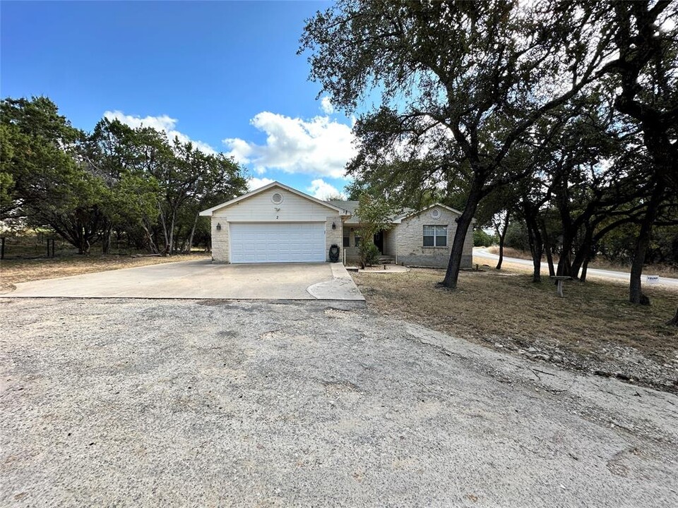 2 Mimosa St in Wimberley, TX - Building Photo