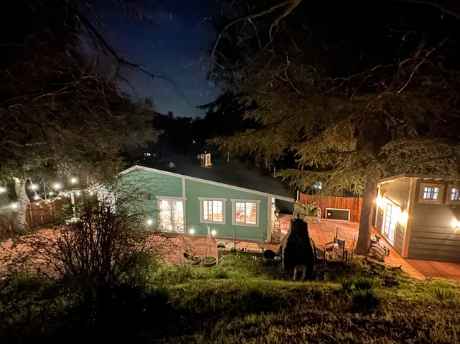 property at 1501 Old Topanga Canyon Rd