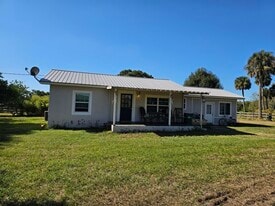 4900 NW 160th St in Okeechobee, FL - Building Photo