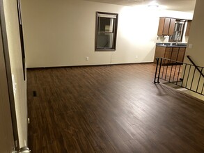 2820 Hallie Ln in Eau Claire, WI - Building Photo - Building Photo