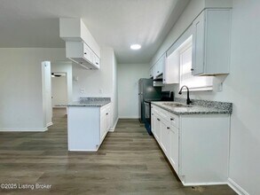 129 E Wellington Ave in Louisville, KY - Building Photo - Building Photo