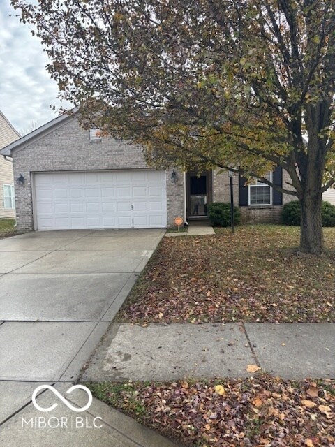 15550 Outside Trail in Noblesville, IN - Building Photo - Building Photo