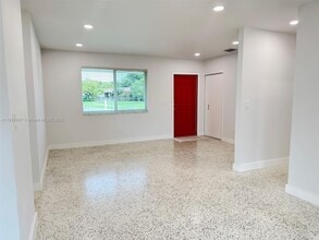 10760 SW 66th Dr in Miami, FL - Building Photo - Building Photo