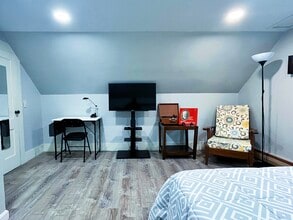 156 Fairview Ter, Unit D in White River Junction, VT - Building Photo - Building Photo