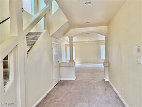 6723 Flamenco Ct in Las Vegas, NV - Building Photo - Building Photo