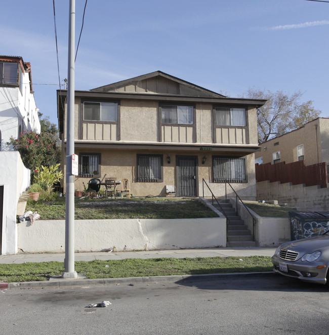 3517 Bellevue Ave in Los Angeles, CA - Foto de edificio - Building Photo