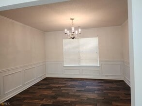 7130 Cavender Dr SW in Atlanta, GA - Building Photo - Building Photo