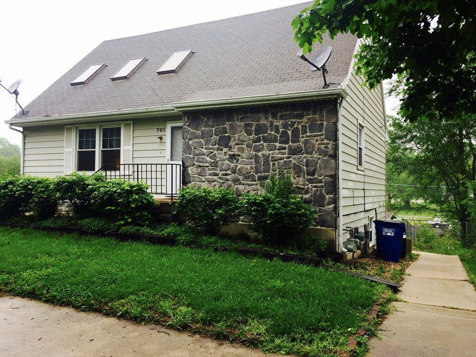 763 Grant St in Lawrence, KS - Building Photo