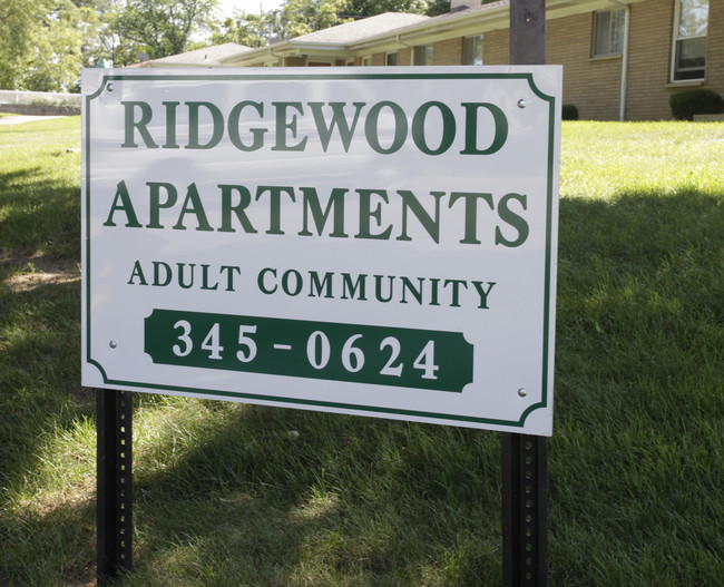 Ridgewood Apartments in Kalamazoo, MI - Foto de edificio - Building Photo