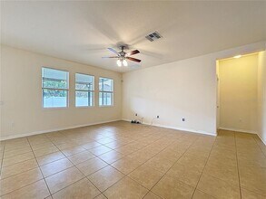 2554 Tanner Terrace in Kissimmee, FL - Foto de edificio - Building Photo