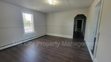 343 Auburn St in Manchester, NH - Building Photo - Building Photo