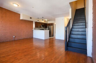 37 Harmon St in Jersey City, NJ - Building Photo - Building Photo