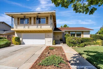 6794 Heathfield Dr in San Jose, CA - Foto de edificio - Building Photo