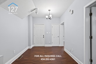 Updated 2BR Duplex with Central Air & Wash in Lynchburg, VA - Building Photo - Building Photo