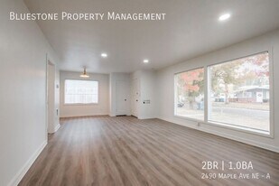 2490 Maple Ave NE in Salem, OR - Building Photo