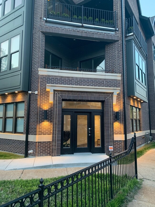 4301 Maryland Ave, Unit 3