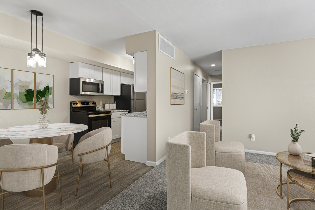 Cedar Trail Apartments in Kalamazoo, MI - Building Photo