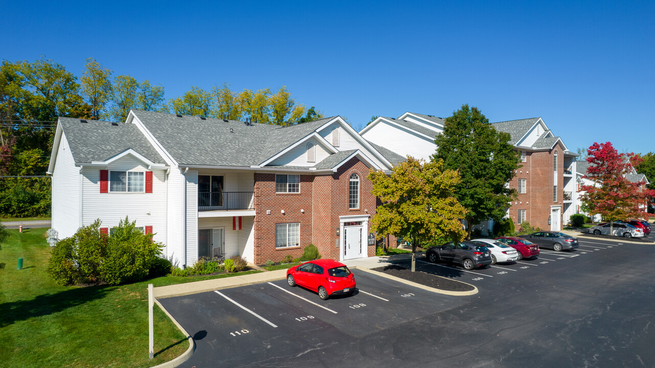 River Ridge Condominiums in Columbus, OH - Building Photo