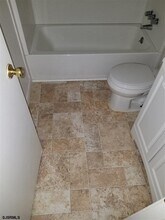 2602 Dogwood Ct in Hamilton, NJ - Building Photo - Building Photo