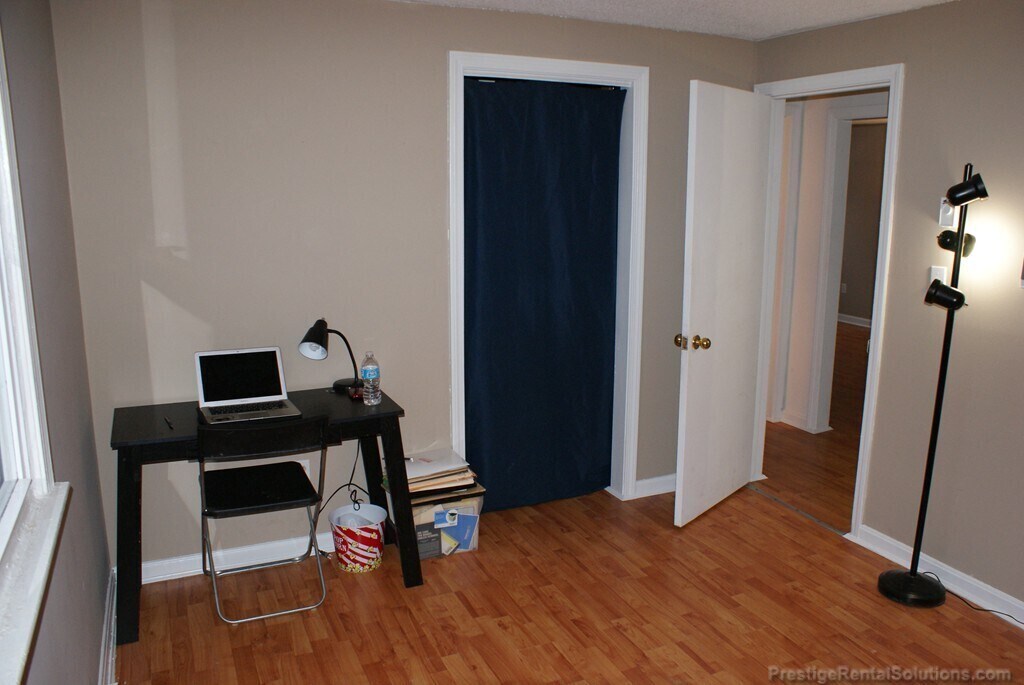 250 Spring Cir, Unit 2 in Winchendon, MA - Foto de edificio