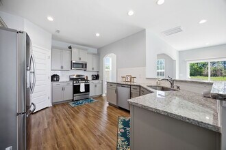 450 Hawksbill Dr in Franklinton, NC - Building Photo - Building Photo
