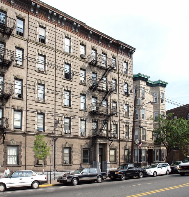 3604 - Park Avenue Palisades