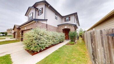 387 Gustaf Trl in Niederwald, TX - Building Photo - Building Photo