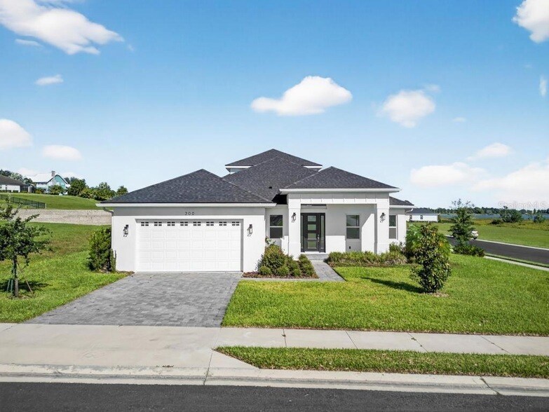 200 Snowy Orchid Way in Lake Alfred, FL - Foto de edificio