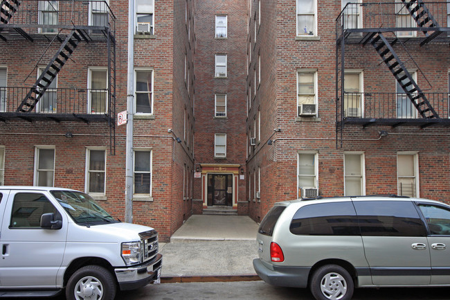 514 W 213TH ST in New York, NY - Building Photo - Building Photo