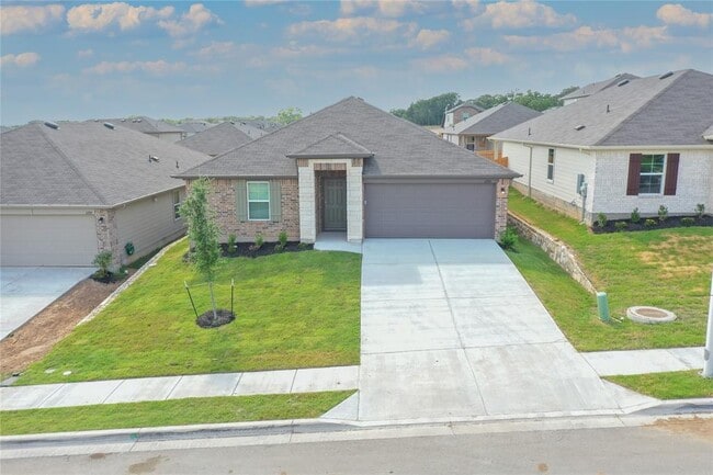 6104 Brampton Ln in Austin, TX - Foto de edificio - Building Photo