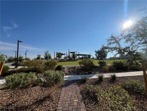 2468 Bellinzona Pl in Henderson, NV - Building Photo - Building Photo