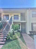 7831 Willow Spring Dr in Lake Worth, FL - Building Photo