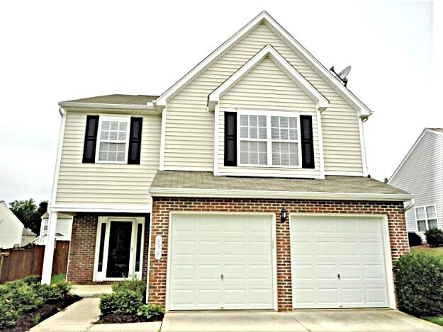 836 Willow Bay Dr in Fuquay Varina, NC - Building Photo